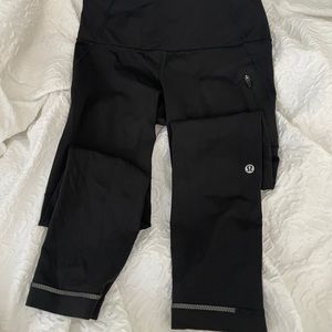 lululemon cropped leggings with zipper